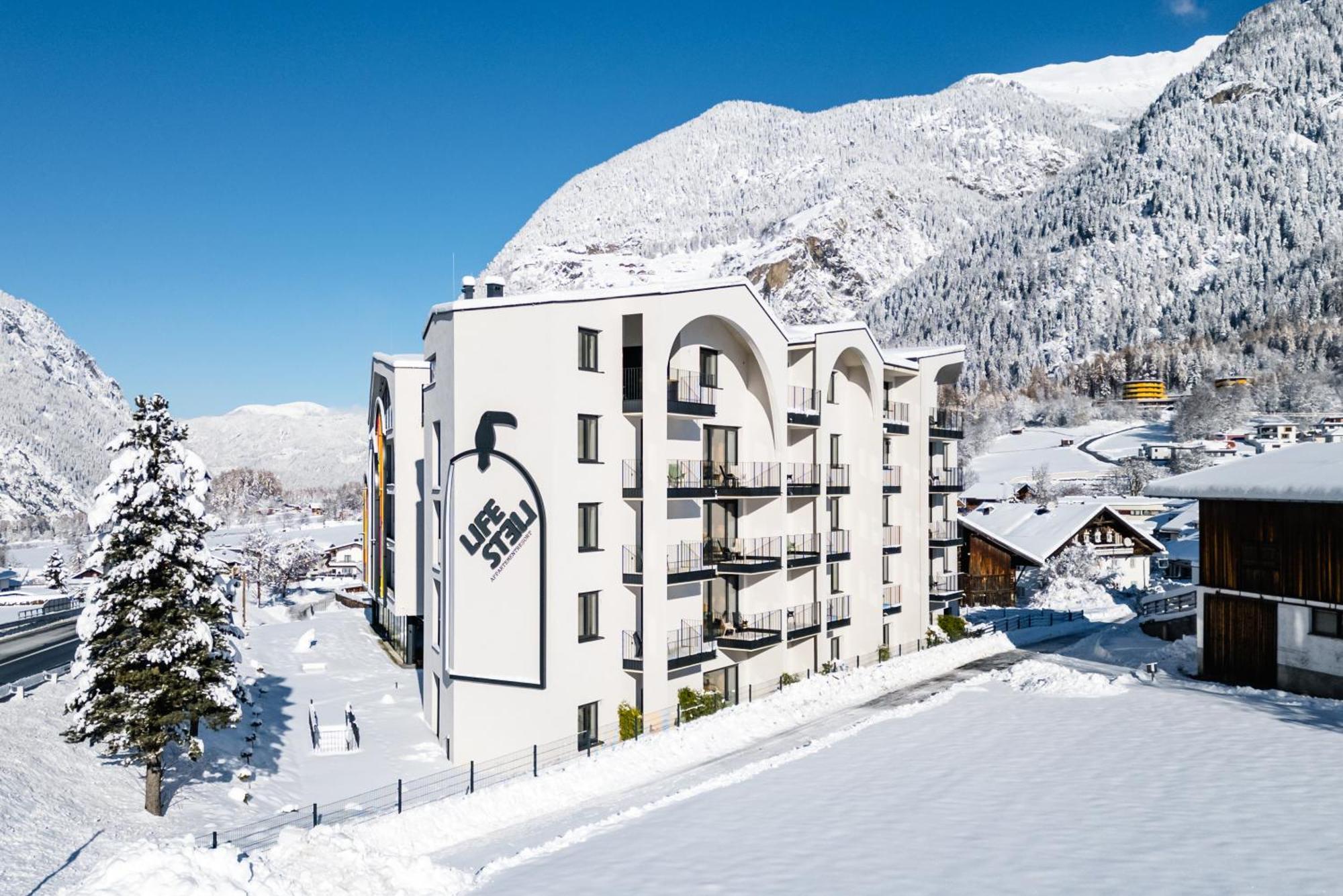 Lifesteil Aparthotel Умгаузен Екстер'єр фото